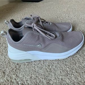 Nike Air Max Motion 2 sneakers (blush color)